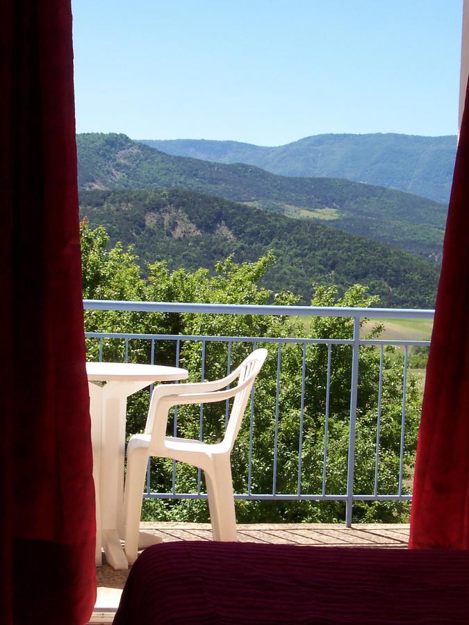 L'Ensoleillee Bed & Breakfast Rosans Ngoại thất bức ảnh